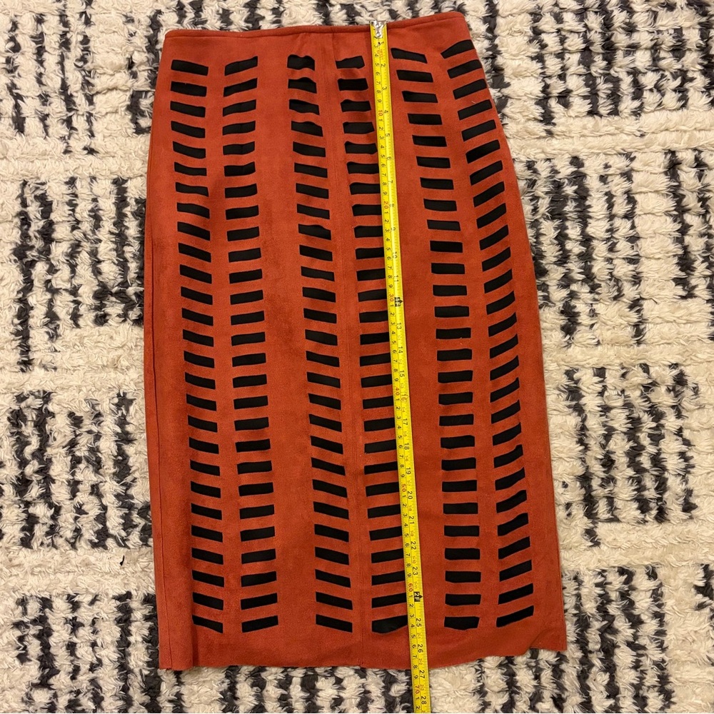 Burnt Orange and Black Patterned Pencil Skirt - Picture 9 of 9